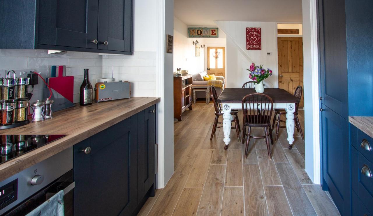 Villa Stylish Town Centre House With Garden And Parking Opposite Bury St. Edmunds Exterior foto